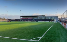 Vrouwen 1 boekt zwaarbevochten zege in topper