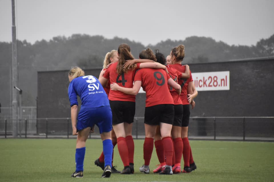 Zevenklapper voor Vrouwen 1 tegen SSS