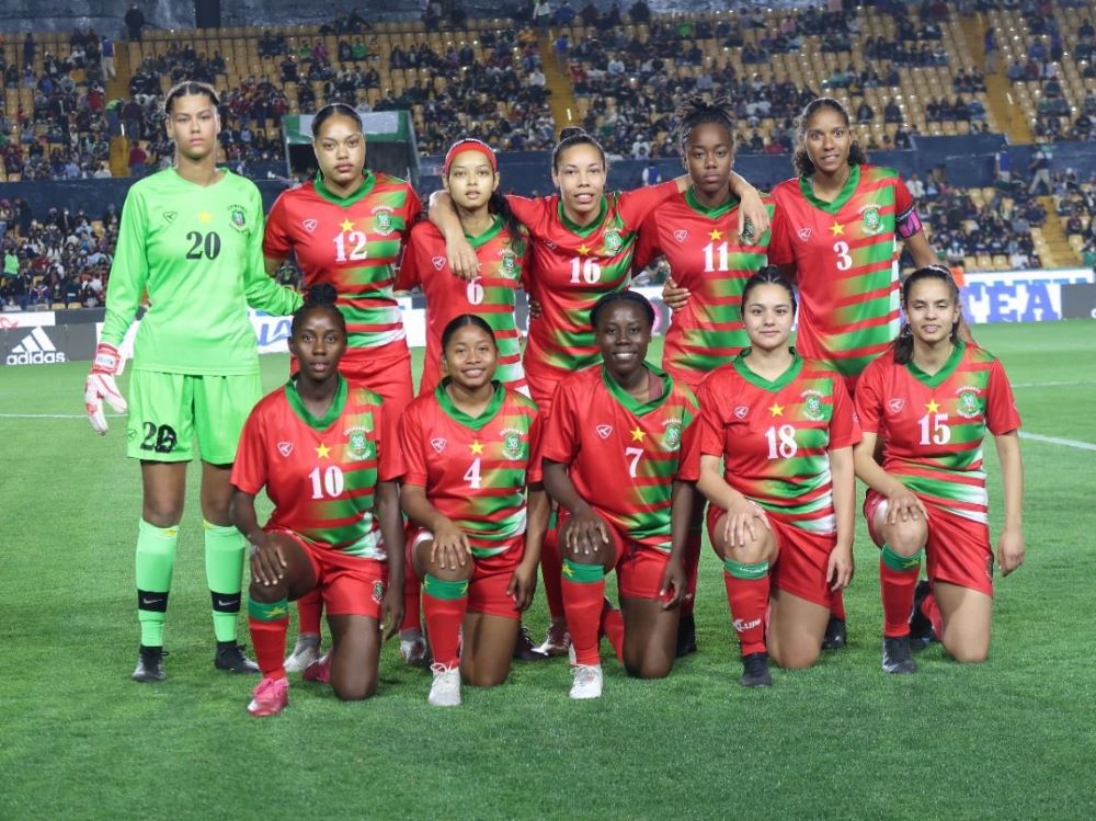 Mayra Tjin a Koeng international voor Suriname