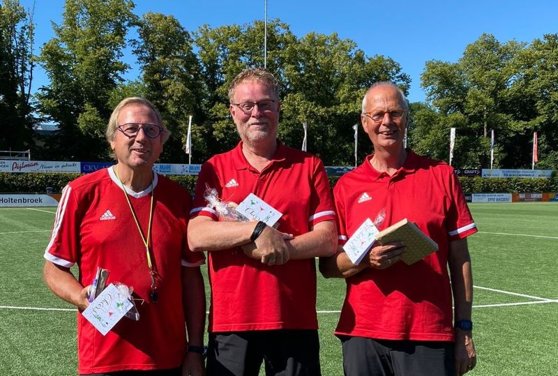 Warm afscheid kanjers voetbalschool