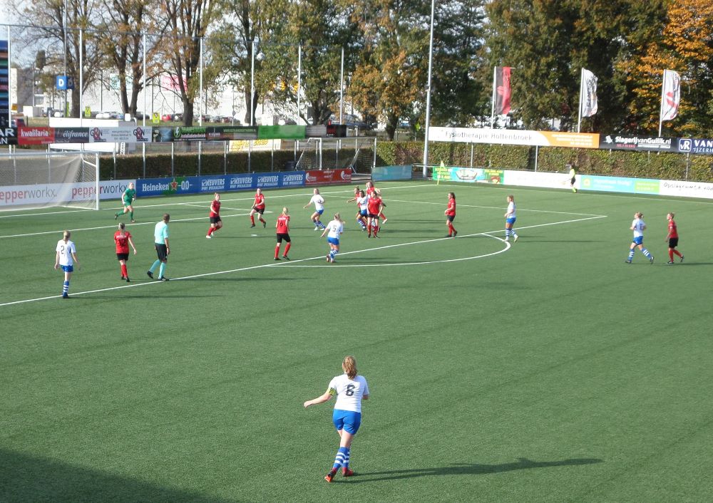 Fraaie bekerwinst voor Vrouwen 1