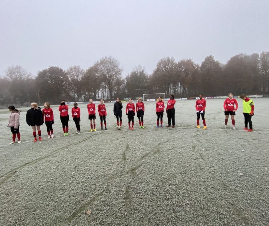 Meiden O15-1 wint van Rohda Raalte