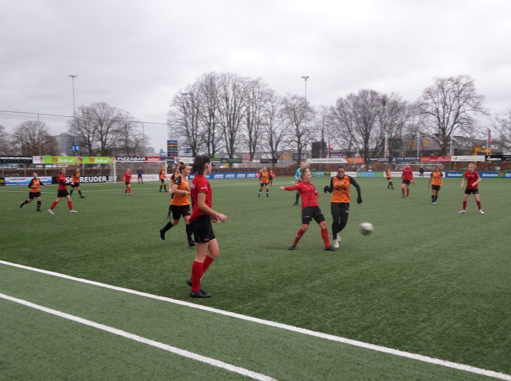 Vrouwen 1 schiet niet met scherp tegen ON