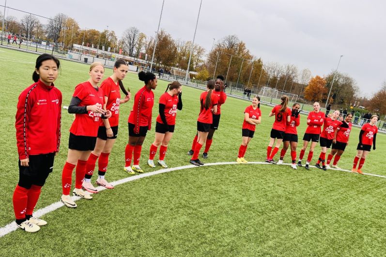 MO17 wint thriller van Berkum