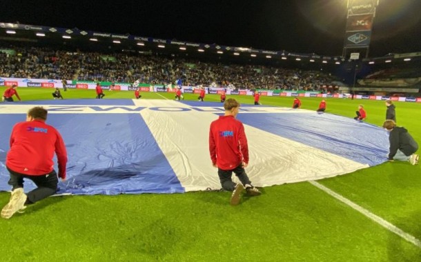 Be Quickers waren middenstipdoekdragers bij Pec Zwolle -NEC Nijmegen