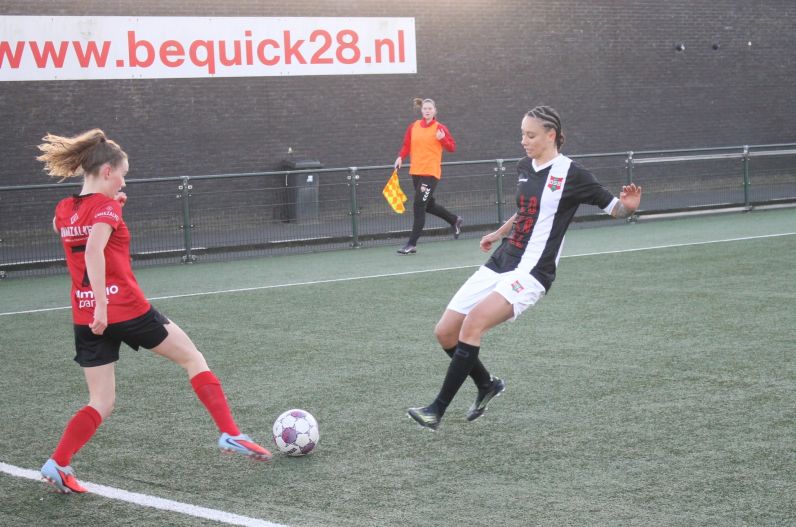 Vrouwen 1 herbstmeisterin na forse zege