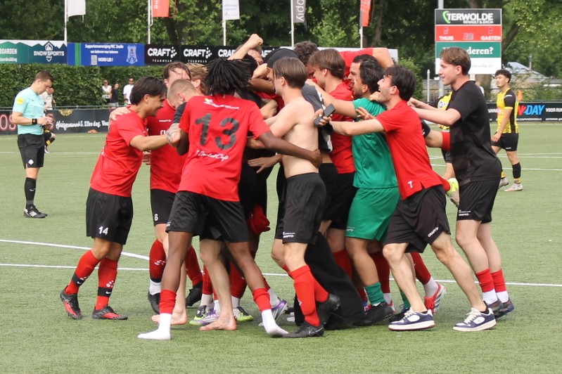 Be Quick vecht zich via PH Almelo naar volgende ronde