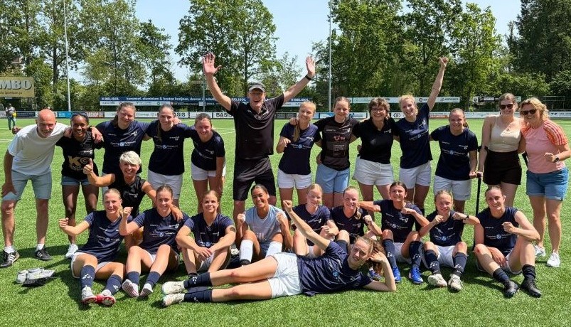 Vrouwen 2 overtuigend naar halve finale nacompetitie