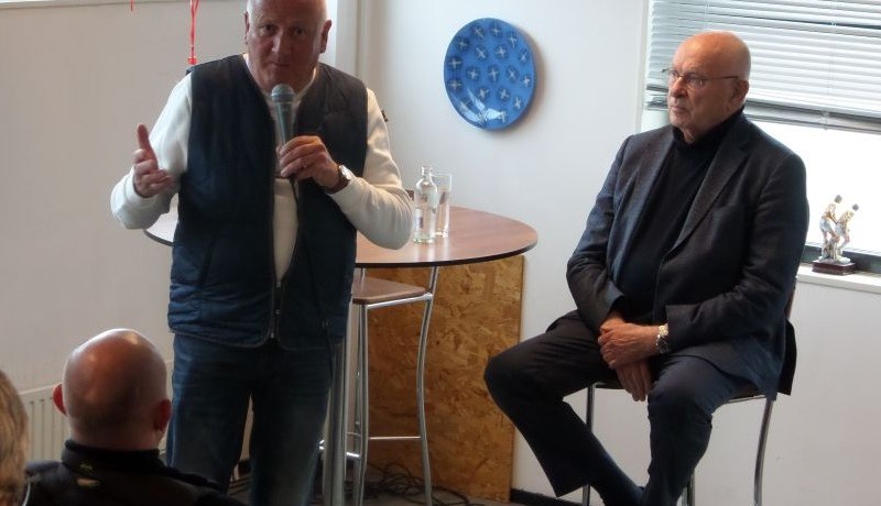 Sponsoren genieten van bijeenkomst met Michael van Praag