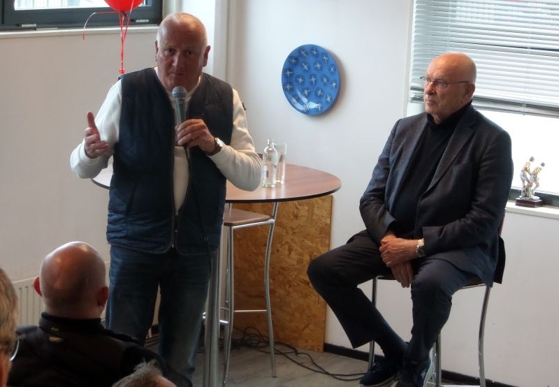 Sponsoren genieten van bijeenkomst met Michael van Praag